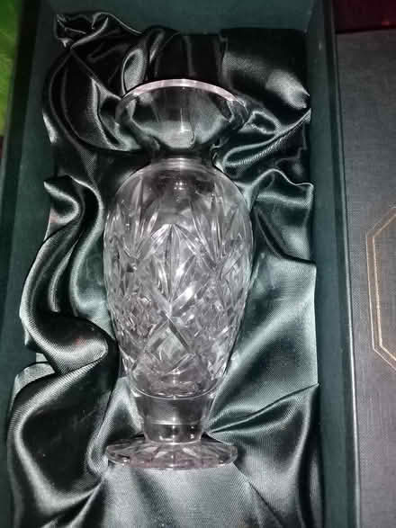 Photo of free 6inch crystal bud vase boxed (Tonbridge) #2