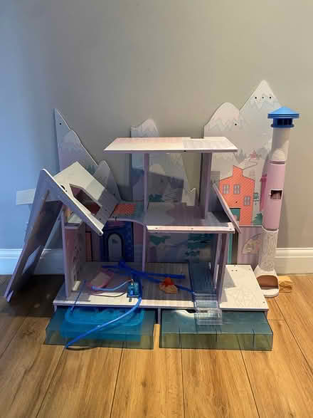 Photo of free LOL Doll Winter Chalet (Horndon SS17) #1