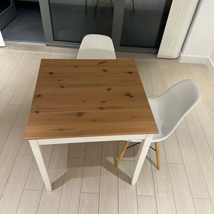 Photo of free dining table (islington N1) #1