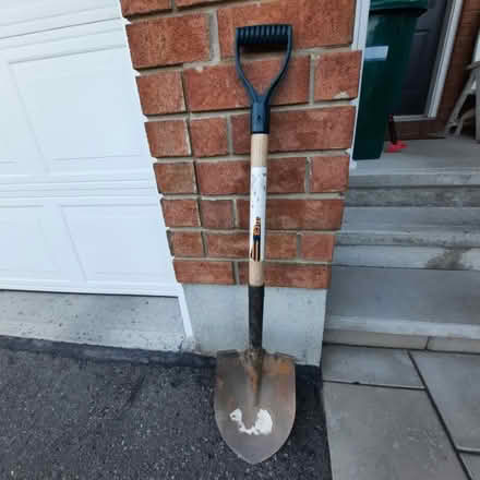 Photo of free Metal garden spade (Orleans) #1