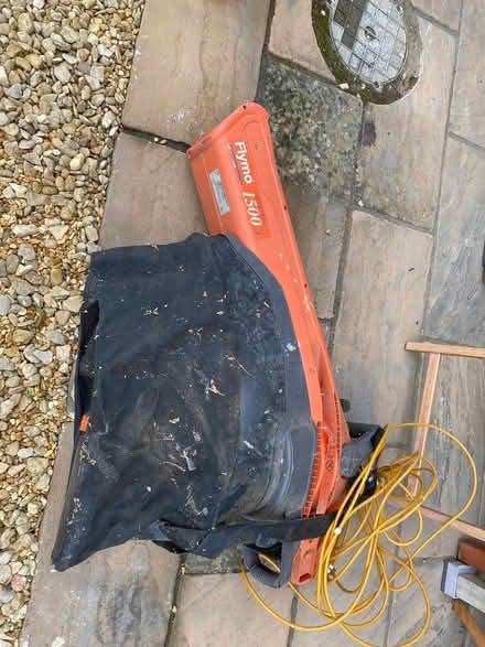 Photo of free Garden vac (Upper Wolvercote OX2) #1