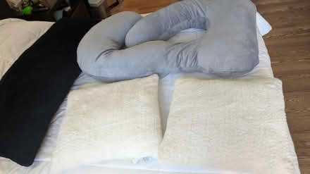 Photo of free Pillows - Body, Square, Maternity (Rosslyn) #2