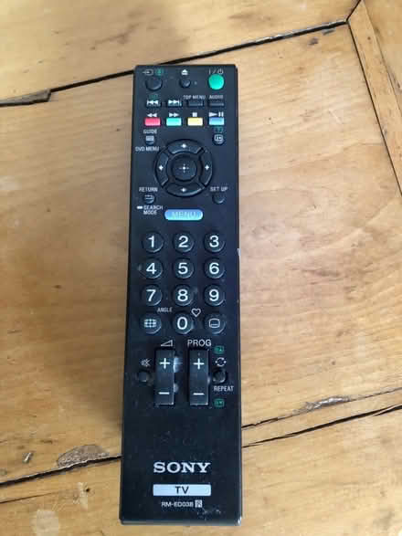 Photo of free Sony Bravia 22” Digital TV with DVD (Forest Wood LD8) #3