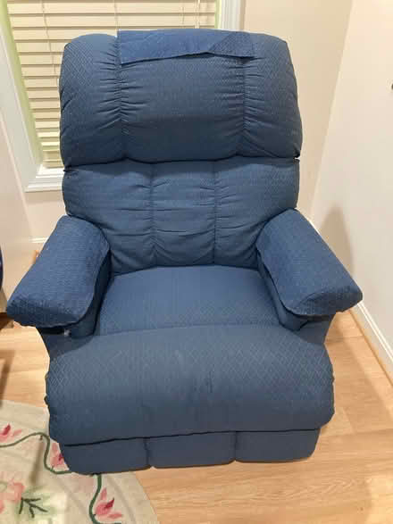 Photo of free La-Z-Boy blue print recliner (Rt 7 & 286) #1