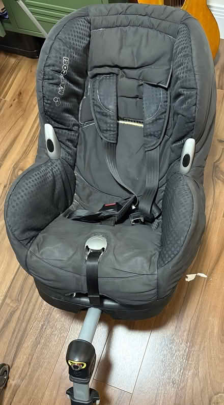 Photo of free Toddler maxicosi car seat (Sg5) #1