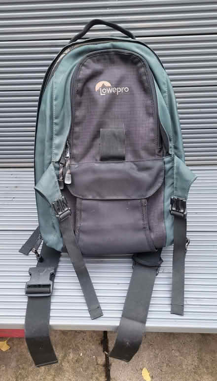 Photo of free LowePro Photographer Rucksack (Oxton Village CH42) #3