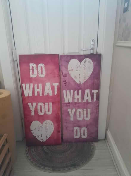 Photo of free Wall Canvas (Keighley BD20) #1