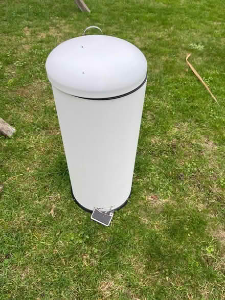 Photo of free Tall bin (Crowsley) #1