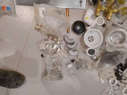 Photo of free Kitchen & Bathroom spares & DIY (nw6 6na) #3