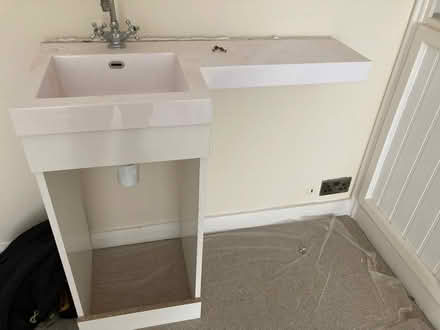 Photo of free Basin for bathroom or cloakroom (Pollards Hill SW16) #1