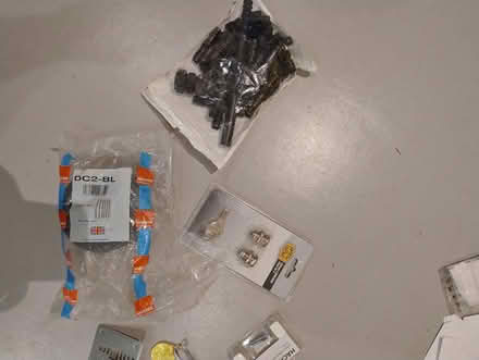 Photo of free Kitchen & Bathroom spares & DIY (nw6 6na) #1