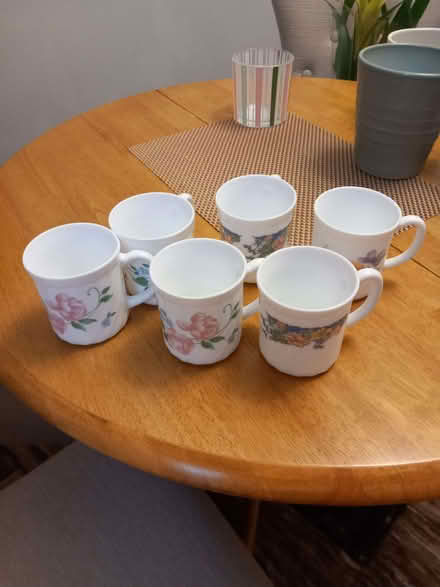 Photo of free 6 cups no chips good condition (NW10) #1