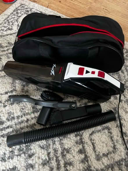 Photo of free Car vacuum cleaner (St Albans AL4) #1