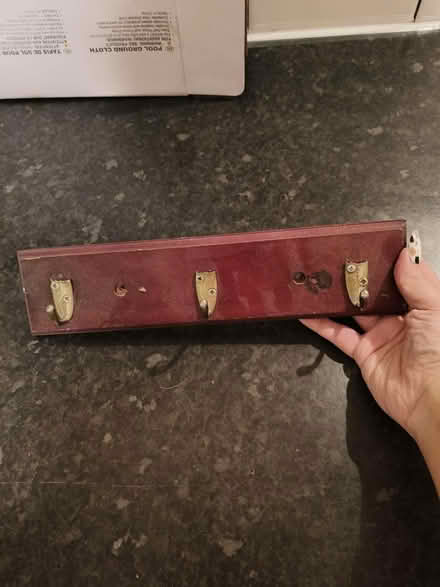 Photo of free Wood small hanger (SW15) #1