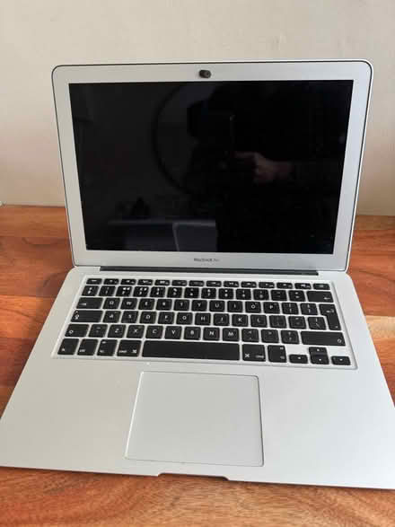 Photo of free MacBook Air from 2017 (Seven Dials BN1) #2