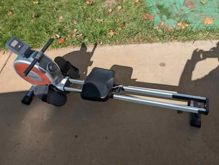 Photo of free Rowing Machine (Leesburg (Exeter subdivision)) #1