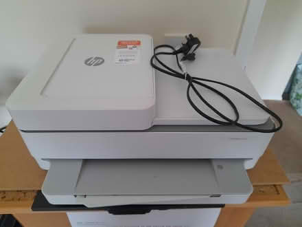 Photo of free HP printer-scanner (GU7 3AW) #2