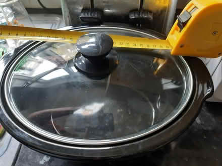 Photo of free Bowl and lid from a slow cooker (South Croydon, Greater London) #1