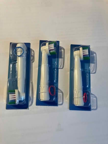 Photo of free Oral B Pro Timer & 3 heads (Kilcoole) #1