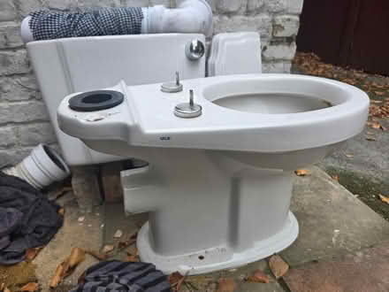 Photo of free Toilet (Forest gate E7) #2