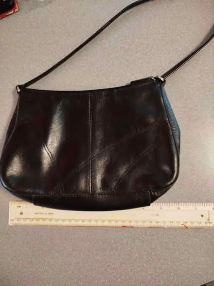Photo of free Small leather handbag (Jericho BL9) #1