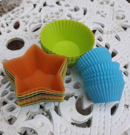 Photo of free Assortment of silicon reusable cupcake cases (Box GL6) #1