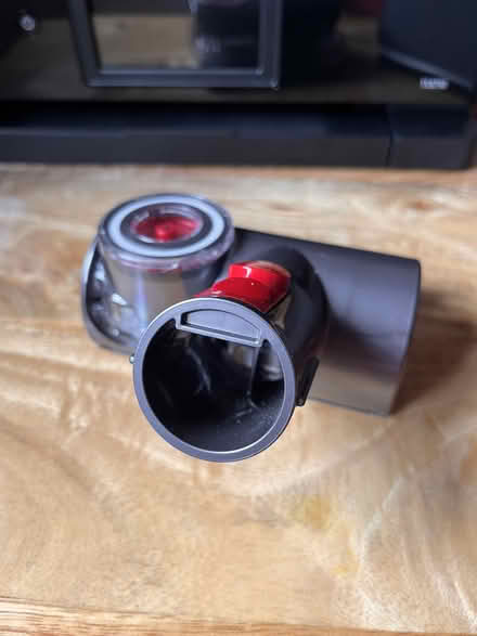 Photo of free Dyson vacuum tool (Cam GL11) #3