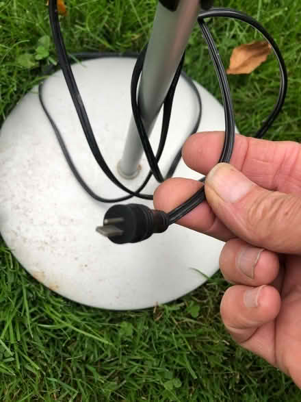 Photo of free Task lamp with halogen bulb (Browns Line/Lakeshore) #3