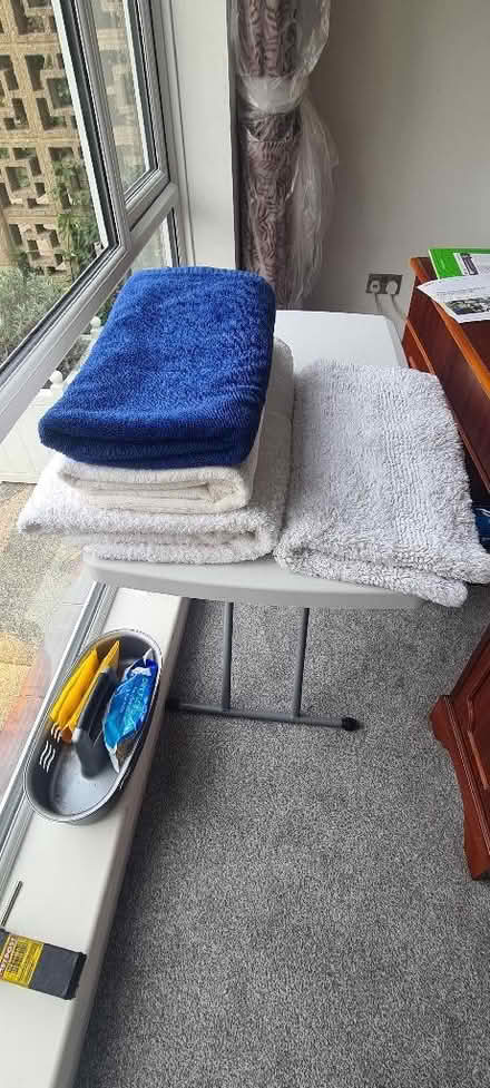 Photo of free Bath towels and mat (Beckenham BR3) #1