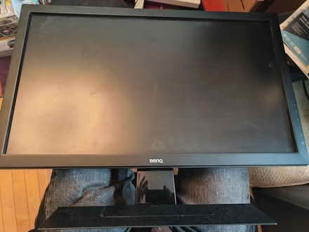 Photo of free Benq 24 inch monitor (faulty) (Central Weybridge) #1