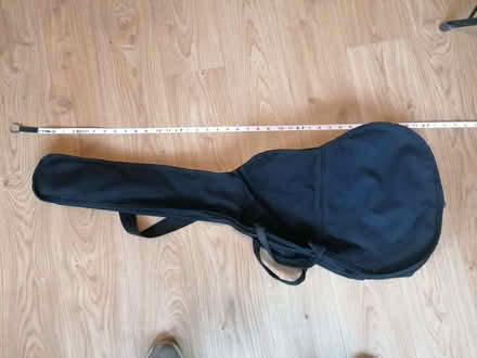 Photo of free Childrens Guitar Carry Bag (Malvern Link WR14) #1