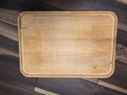 Photo of free Wooden chopping / bread board (Maidstone (Barming)) #1