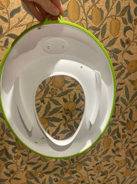 Photo of free Kids toilet seat (CM1 Beaulieu) #2