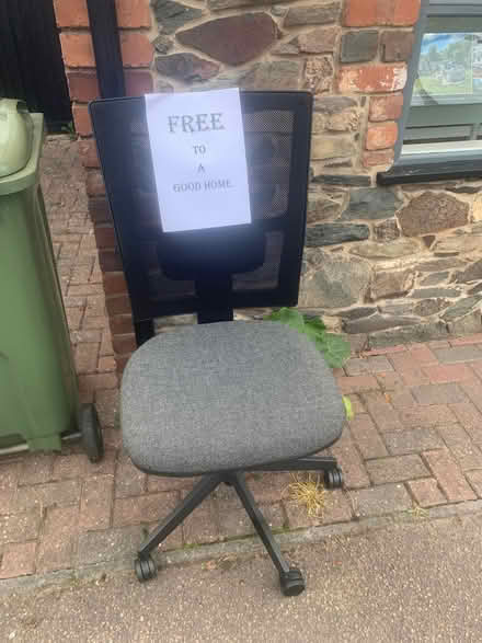 Photo of free Office chair (Woodhouse Eaves LE12) #1