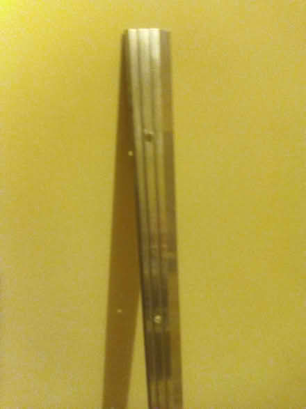 Photo of free stair rods (High Brooms TN2) #1