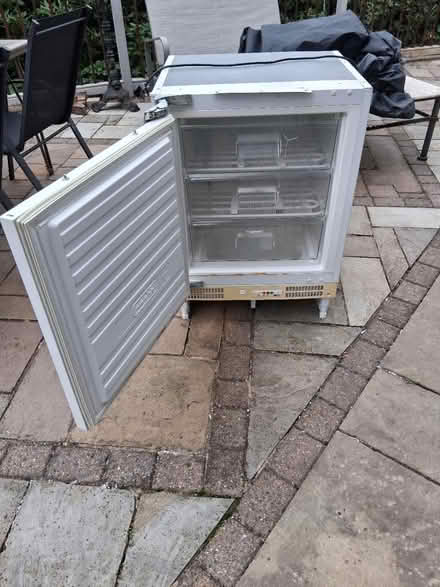 Photo of free Undercounter built-in Freezer (Sheffield, Deepcar, S36.) #2