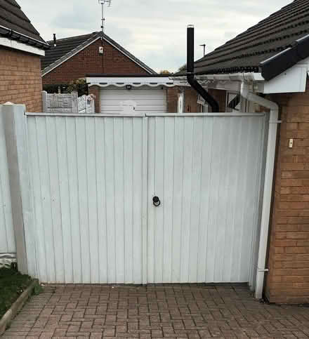 Photo of free Large gates (S20 Waterthorpe) #1