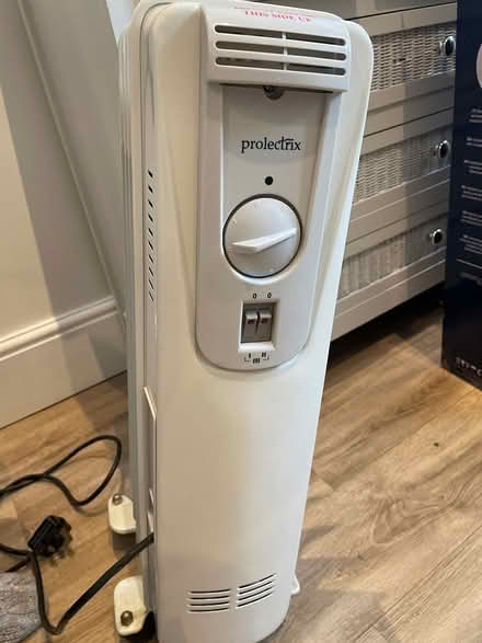 Photo of free Oil heater (CH61) #2