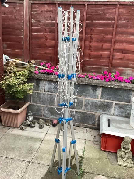 Photo of free Folding clothes airer (LE2 Aylestone Leicester) #2