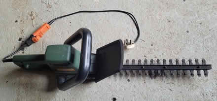 Photo of free Mains electricity hedge trimmer (Sandford, near Crediton) #1