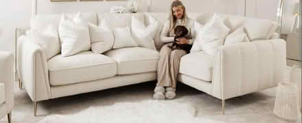 Photo of right hand corner sofa (Market Drayton TF9) #1