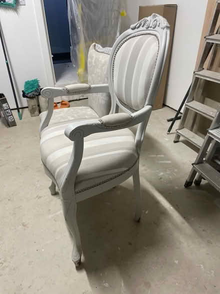 Photo of free Two chairs (WN7) #4