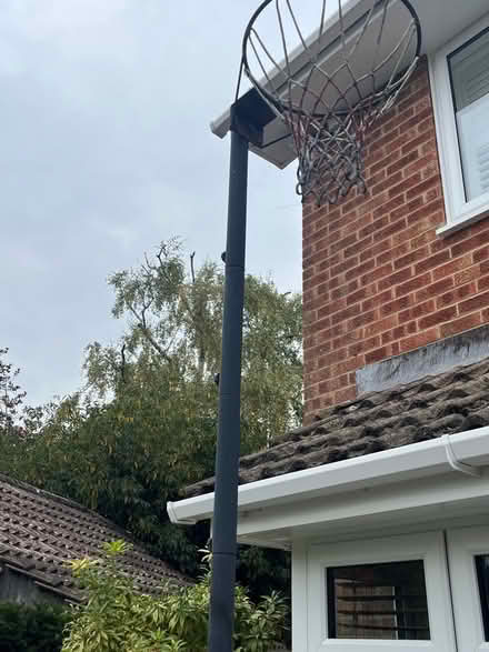 Photo of free Netball hoop with stand (Crowthorne RG45) #2