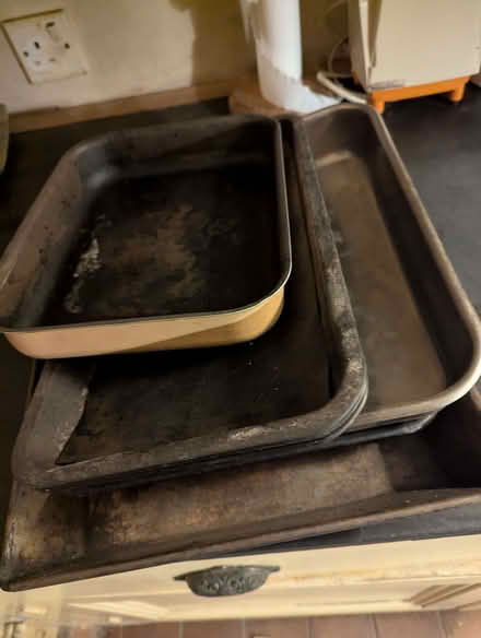 Photo of free Baking trays (St Albans AL1) #1