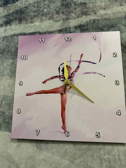 Photo of free Ballet clock - uses one AA battery (Rathburn and Creditview) #1