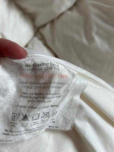 Photo of free 13.5 Tog Double duvet (Banstead SM7) #2