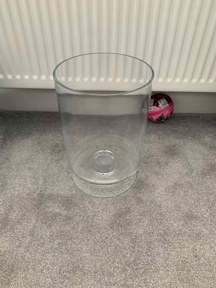 Photo of free Large glass vase (Emsworth PO10) #1