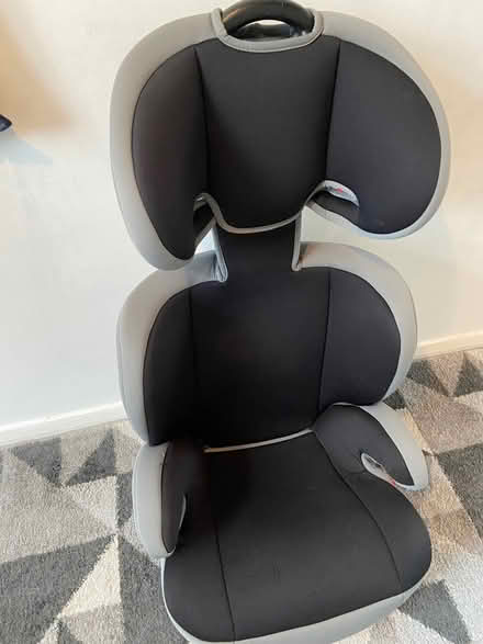 Photo of free Child’s car seat (Whitnash CV31) #1