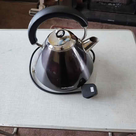 Photo of free Electric kettle (Knowle FY2) #2