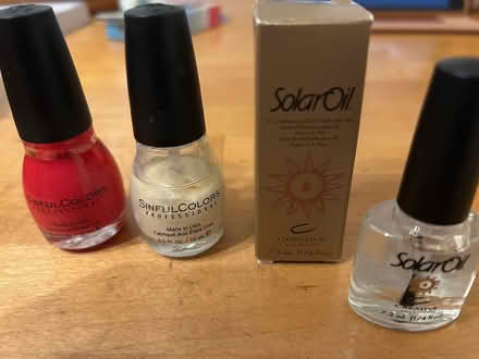 Photo of free Nail Polishes & Solar Nail Oil (San Carlos-El Camino near Hull) #1